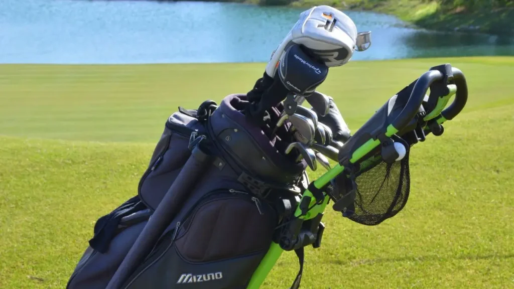 A set of golf clubs in a golf bag